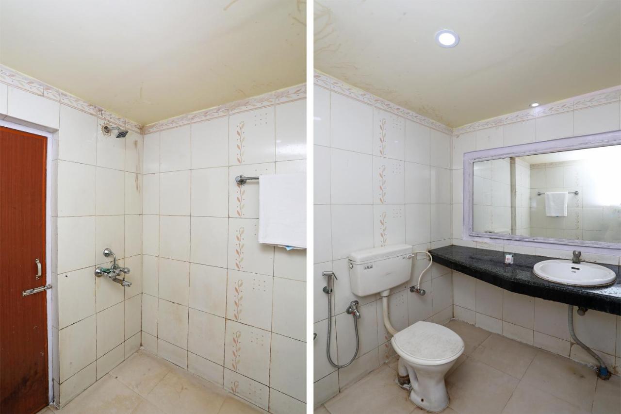 Hotel Keshari Бхубанешвар Екстериор снимка